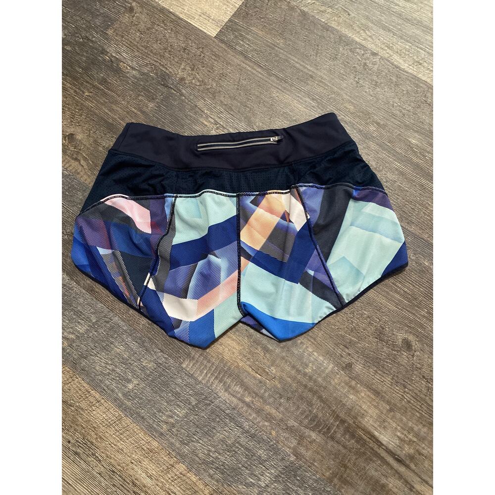 Athleta Shorts Size M - Picture 4 of 9